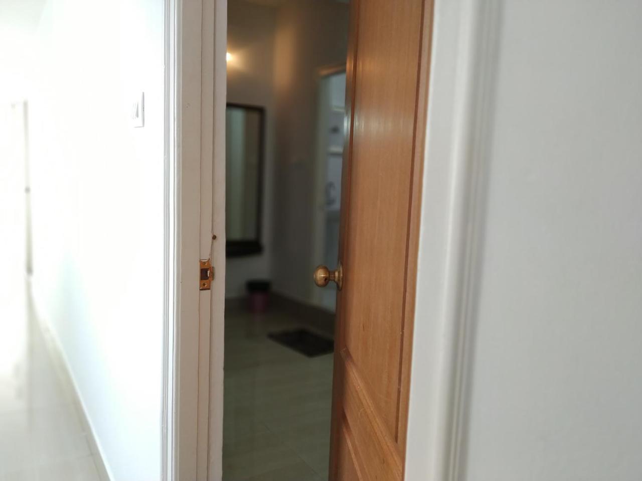 Aum Hotel Puttaparthi Dış mekan fotoğraf
